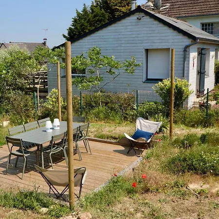 House Near Equipped For 8 People
